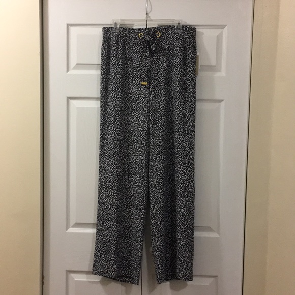 NWT Wide leg black and white Michael Kors pants. - Picture 2 of 6